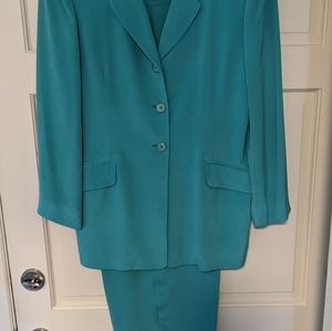 Jones New York silk pant suit size 16